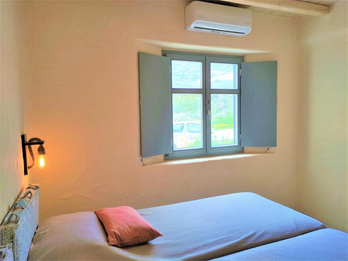 Mosaic Suites Drios Eksteriør bilde