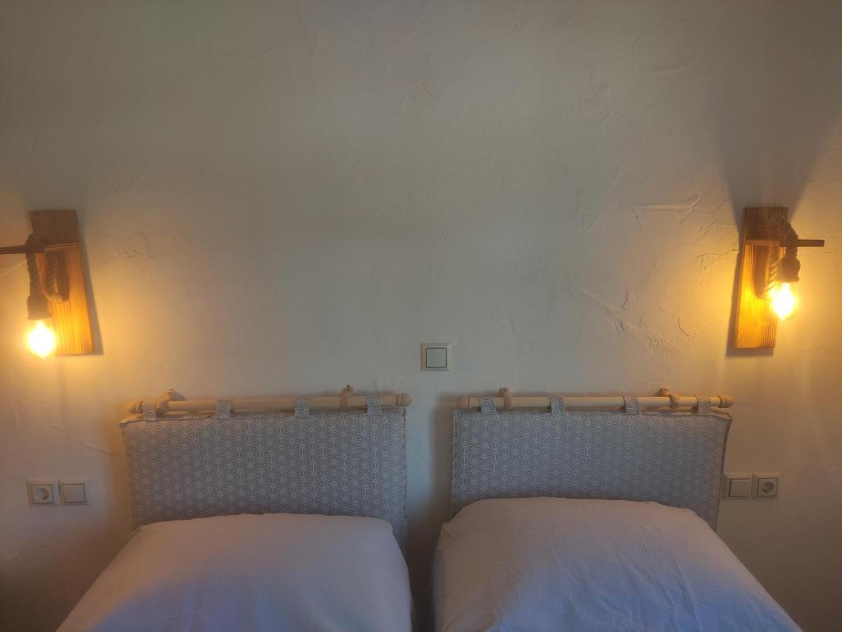 Mosaic Suites Drios Eksteriør bilde